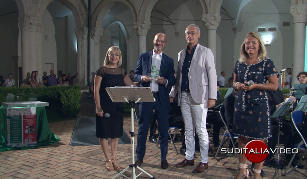 Con la I Edizione del Premio Mondi Lucani nasce un network per una summer school dei Lucani eccellenti nel mondo – Il Video